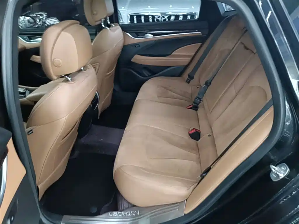 Buick LaCrosse 2016 Model 28T Luxury фото 17