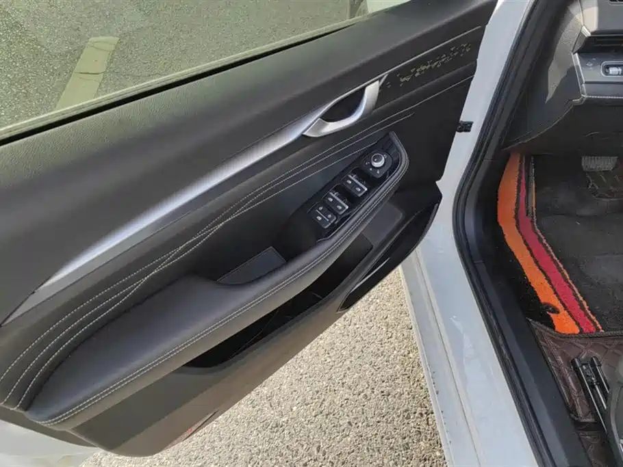 GEELY AUTOMOBILE XINGRUI