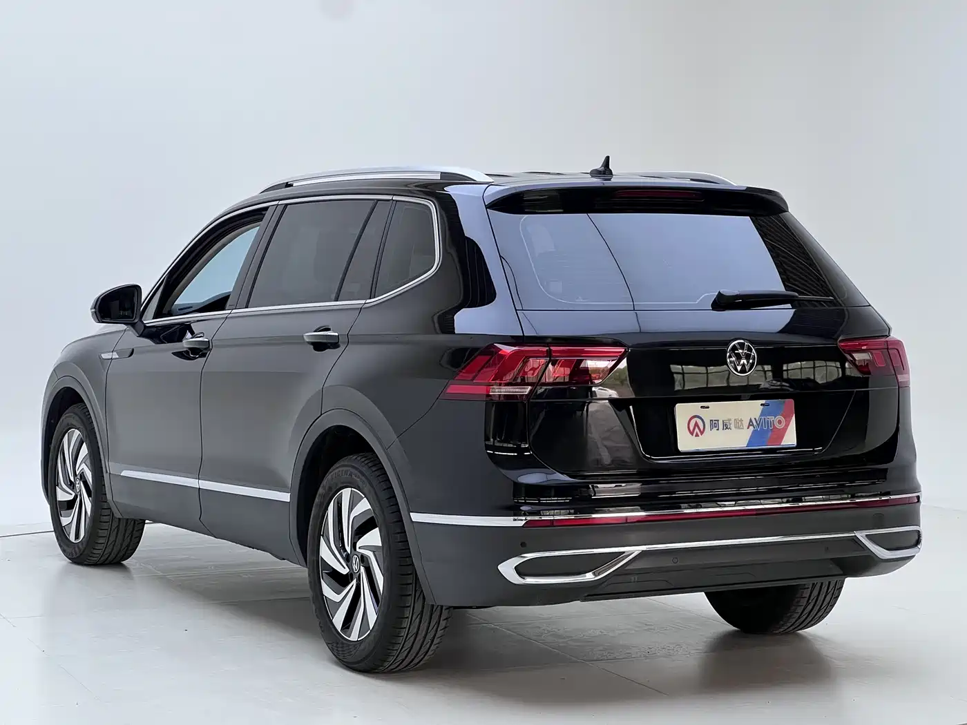 Volkswagen Tiguan L 2023 280TSI 2WD Trend Limited Edition фото 7