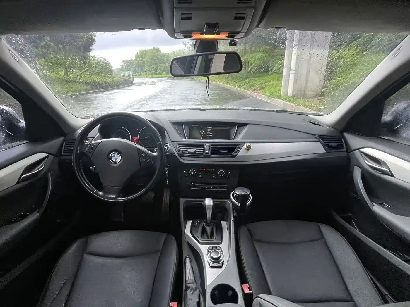 Photo 6 - BMW X1