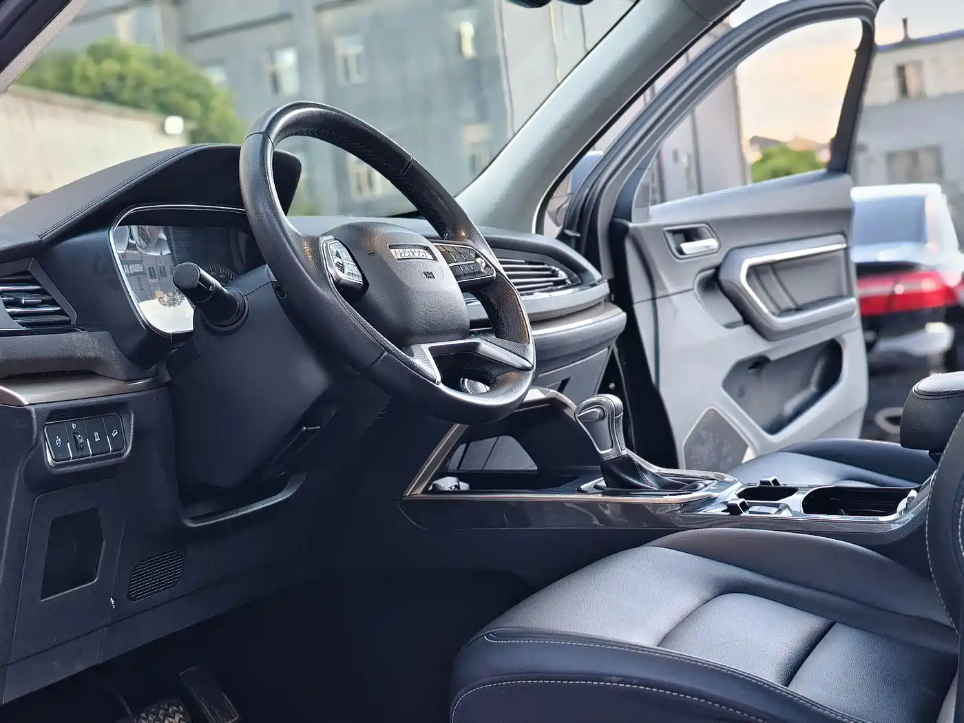 Photo 10 - Haval H6