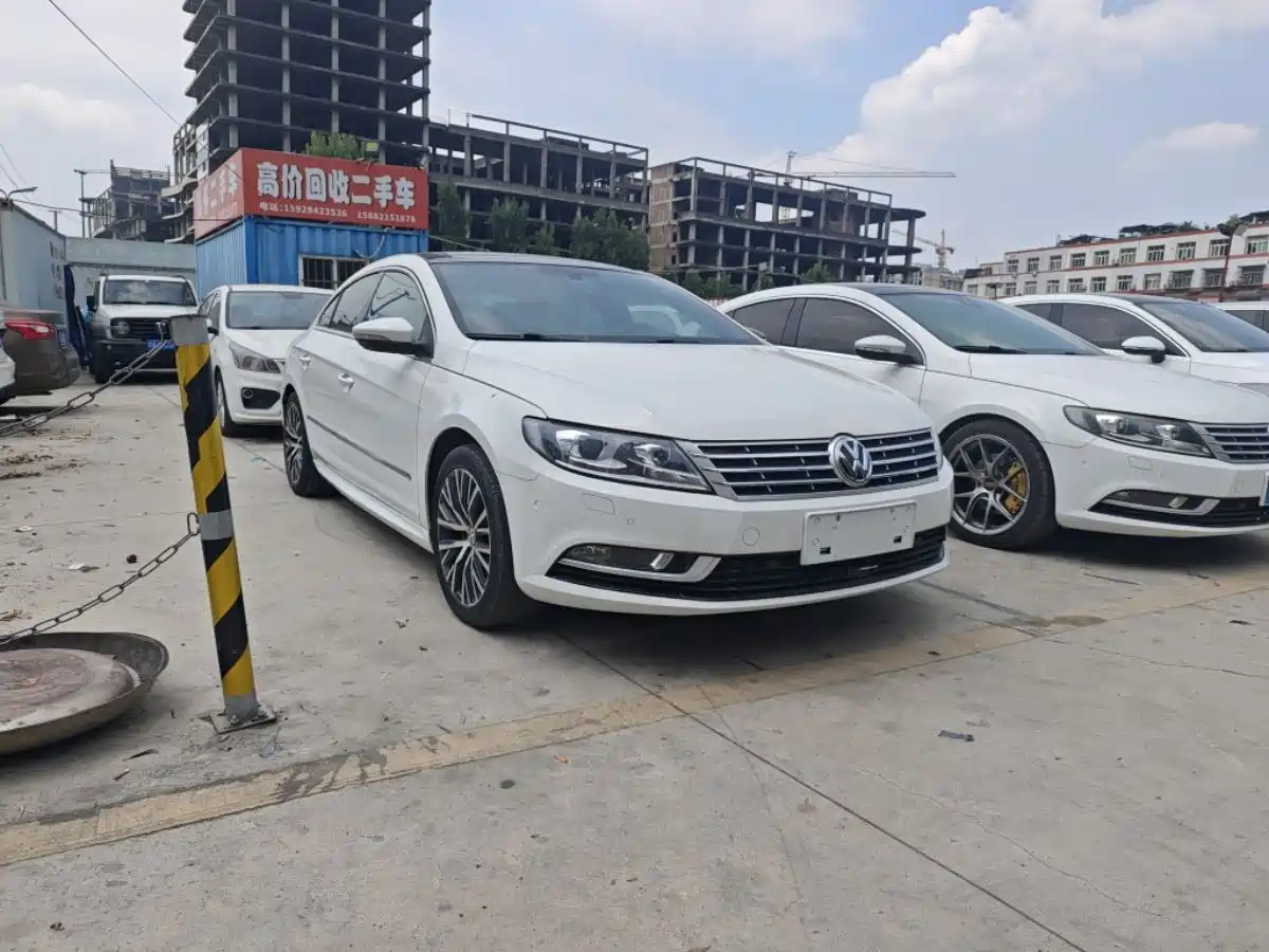 Volkswagen FAW-Volkswagen CC 2013 2.0TSI Luxury фото 3