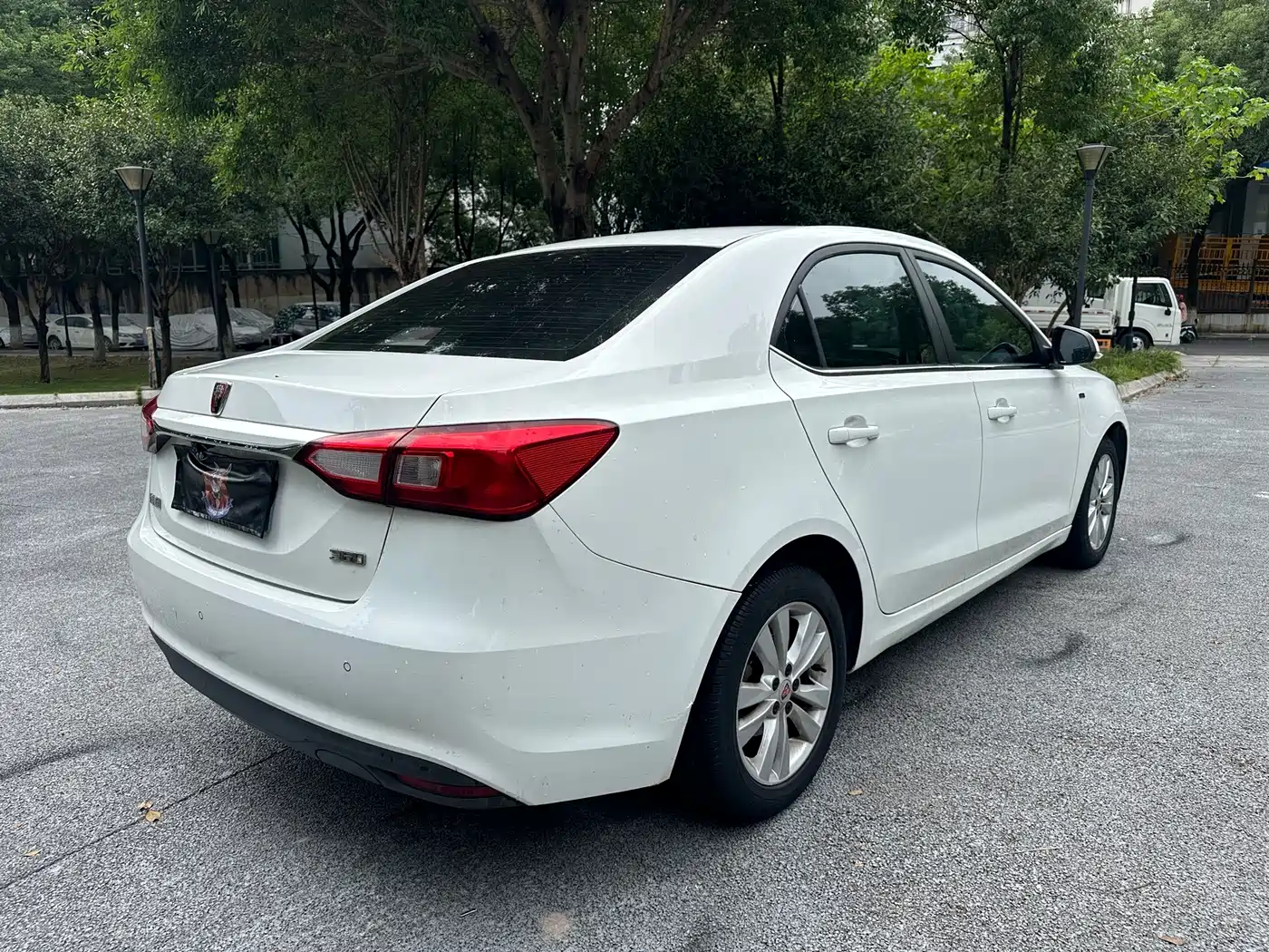 Фото 6 - Roewe 360
