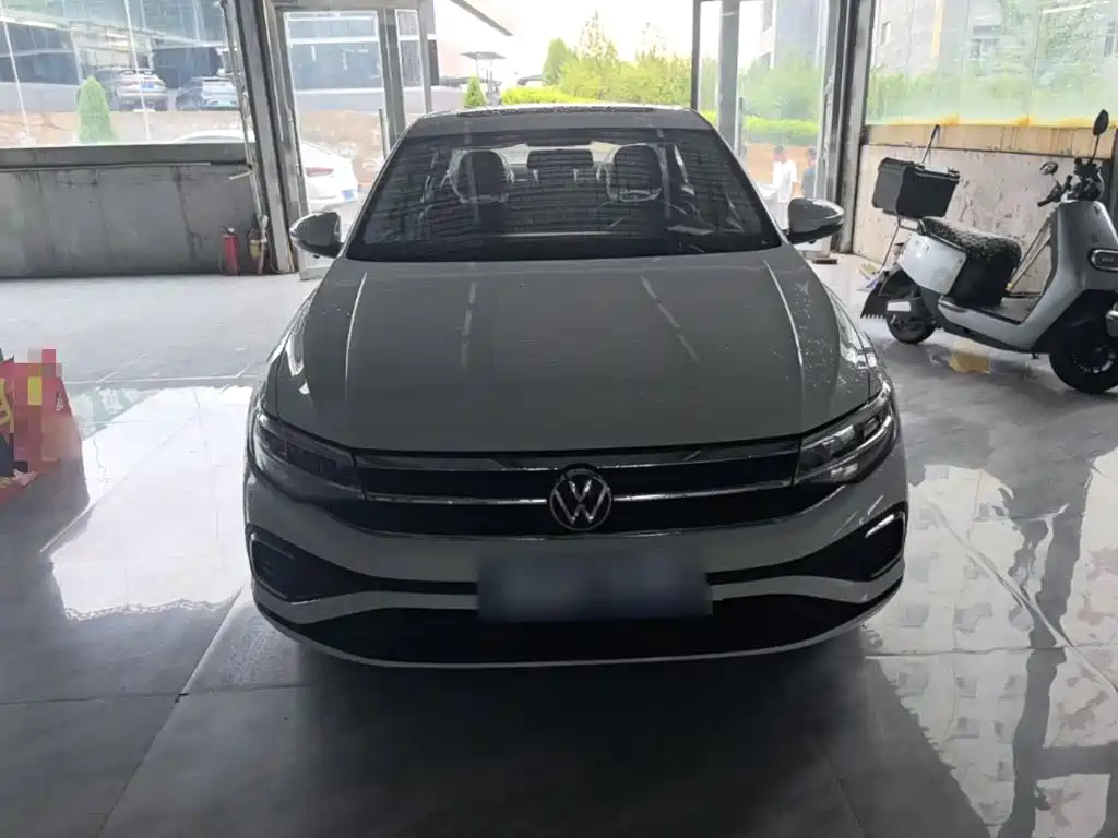 Volkswagen Bora 2026 2025 Facelift 200TSI DSG Navigation Edition