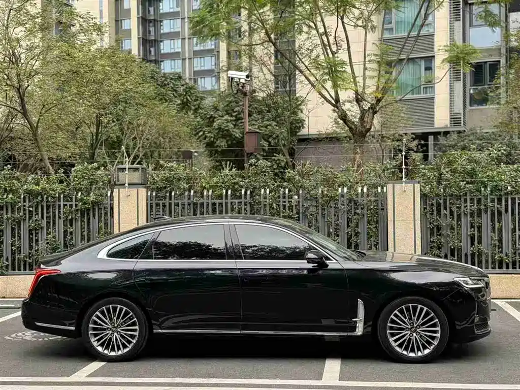 Hongqi H9 2020 2.0T Smart Connection Qi Xiang Edition фото 4