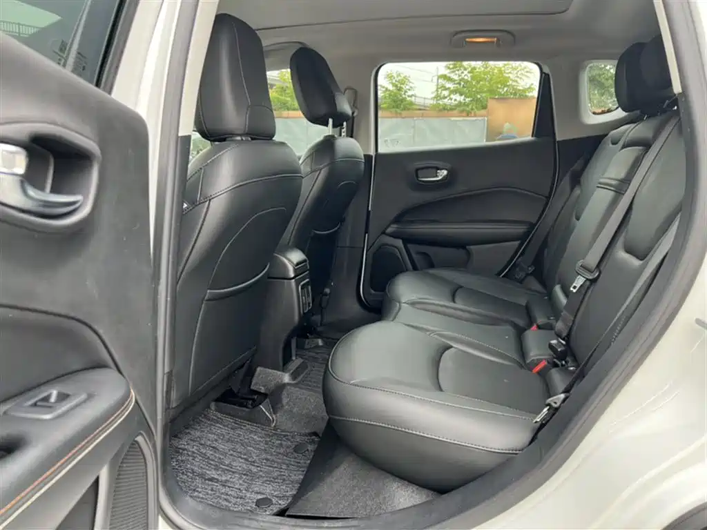 Jeep Compass 2019 2019 200T Auto Family AWD-Connected Large Screen Edition
