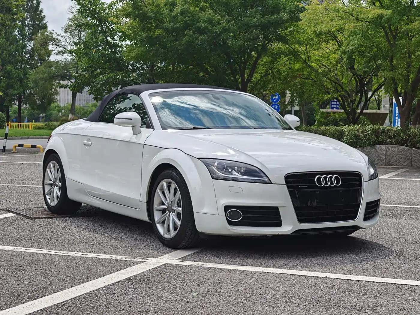 Фото 3 - Audi TT
