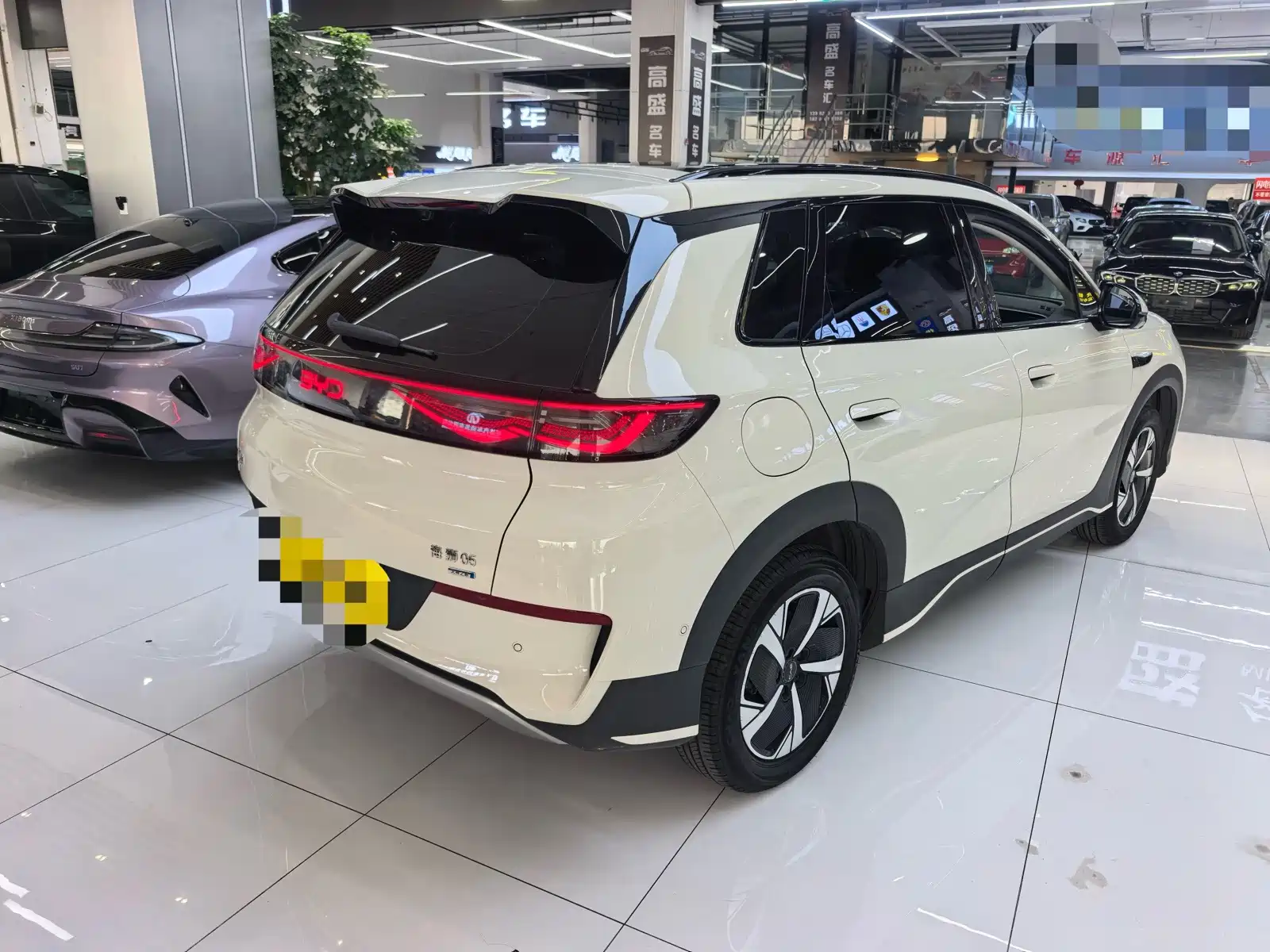 صورة 20 - BYD Hai Shi 05 EV