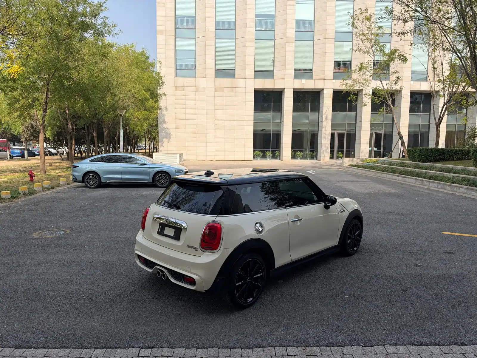 Фото 4 - MINI MINI