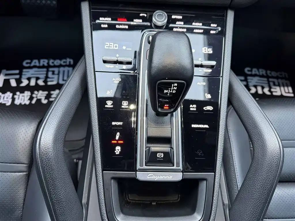 Porsche Cayenne 2019 Cayenne 3.0T фото 22