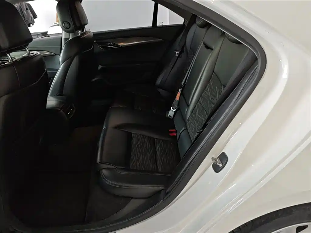 Cadillac ATS-L 2017 28T Technology фото 24