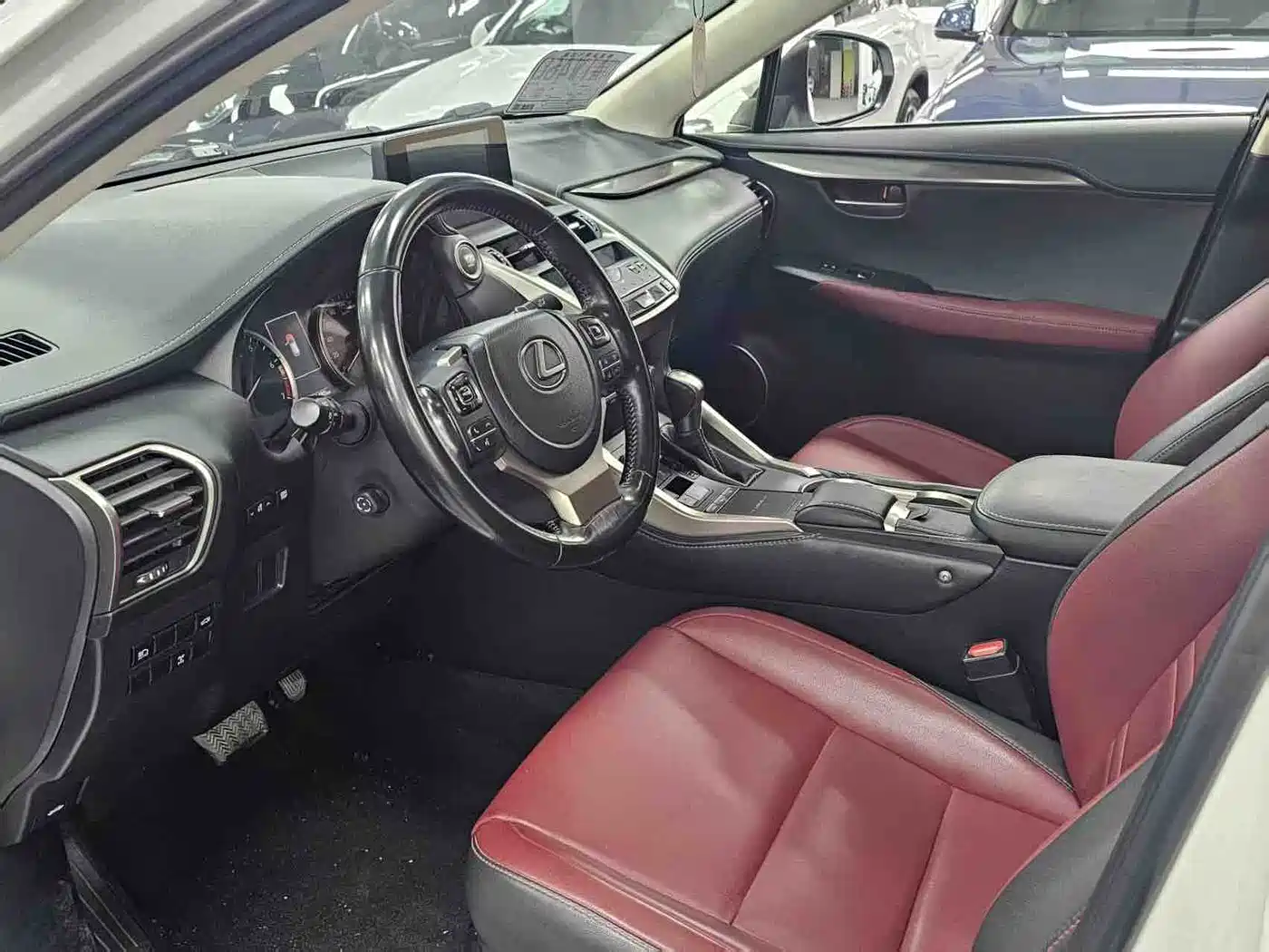 Lexus NX 2020 200 AWD F Sport China VI фото 6