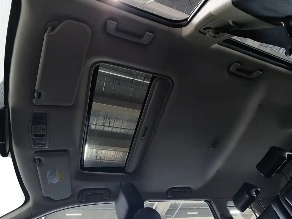 Mitsubishi Outlander 2017 2016 2.4L 4WD Elite Edition 5-seater