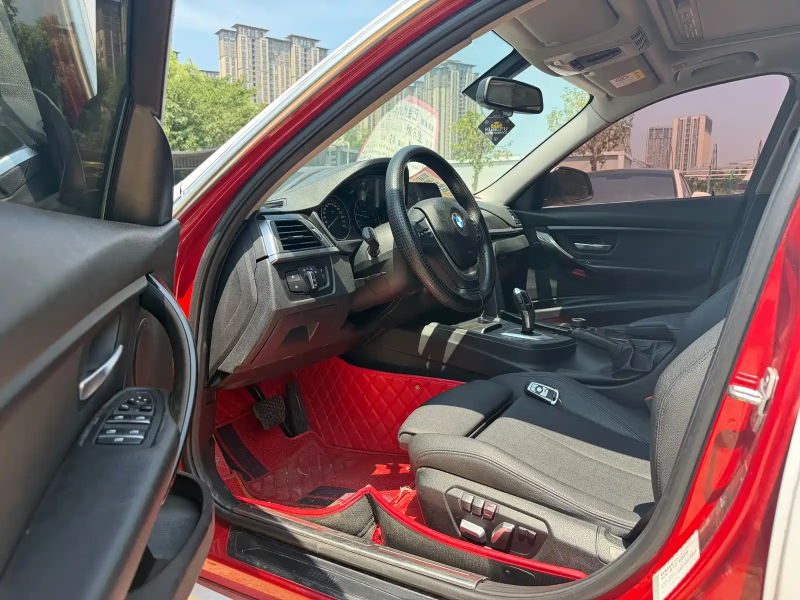 Фото 4 - BMW 3 Series