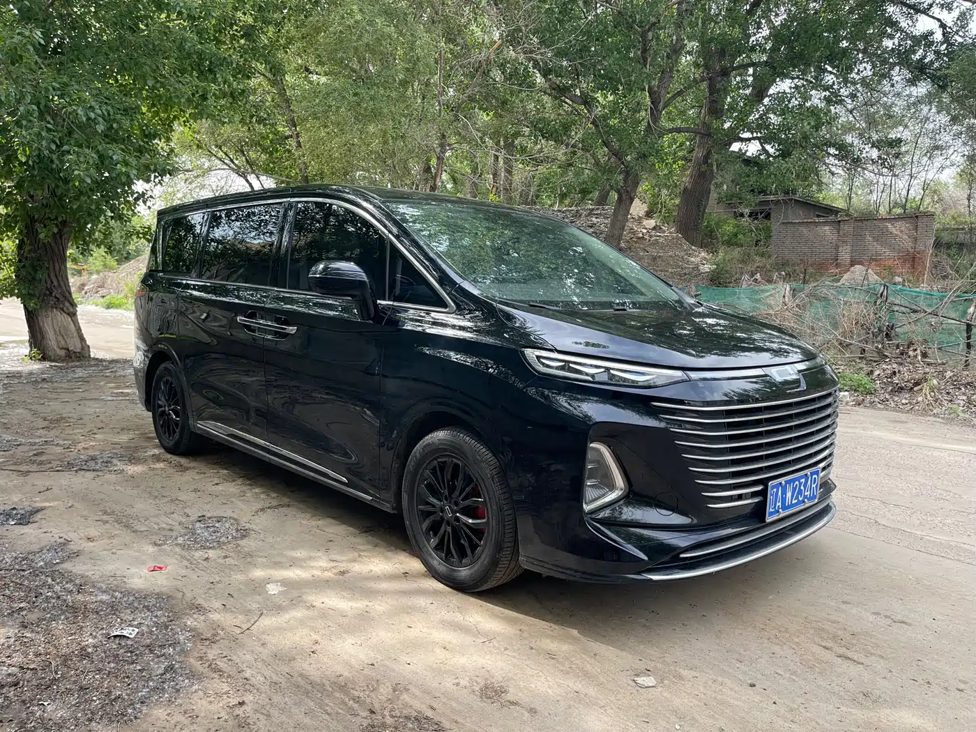 Besturn M9 2023 2.0T Exclusive фото 3