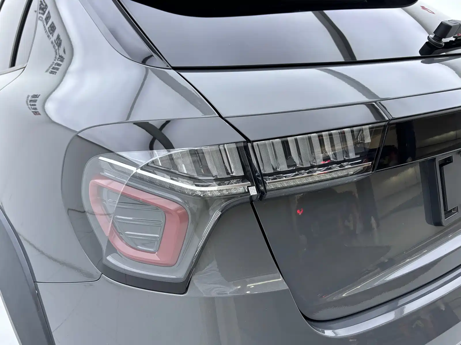 Photo 5 - Lynk & Co 02