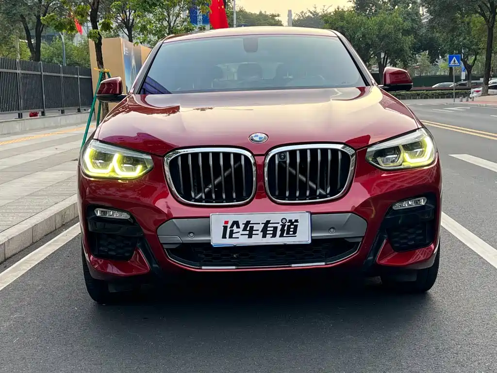 Photo 27 - BMW X4