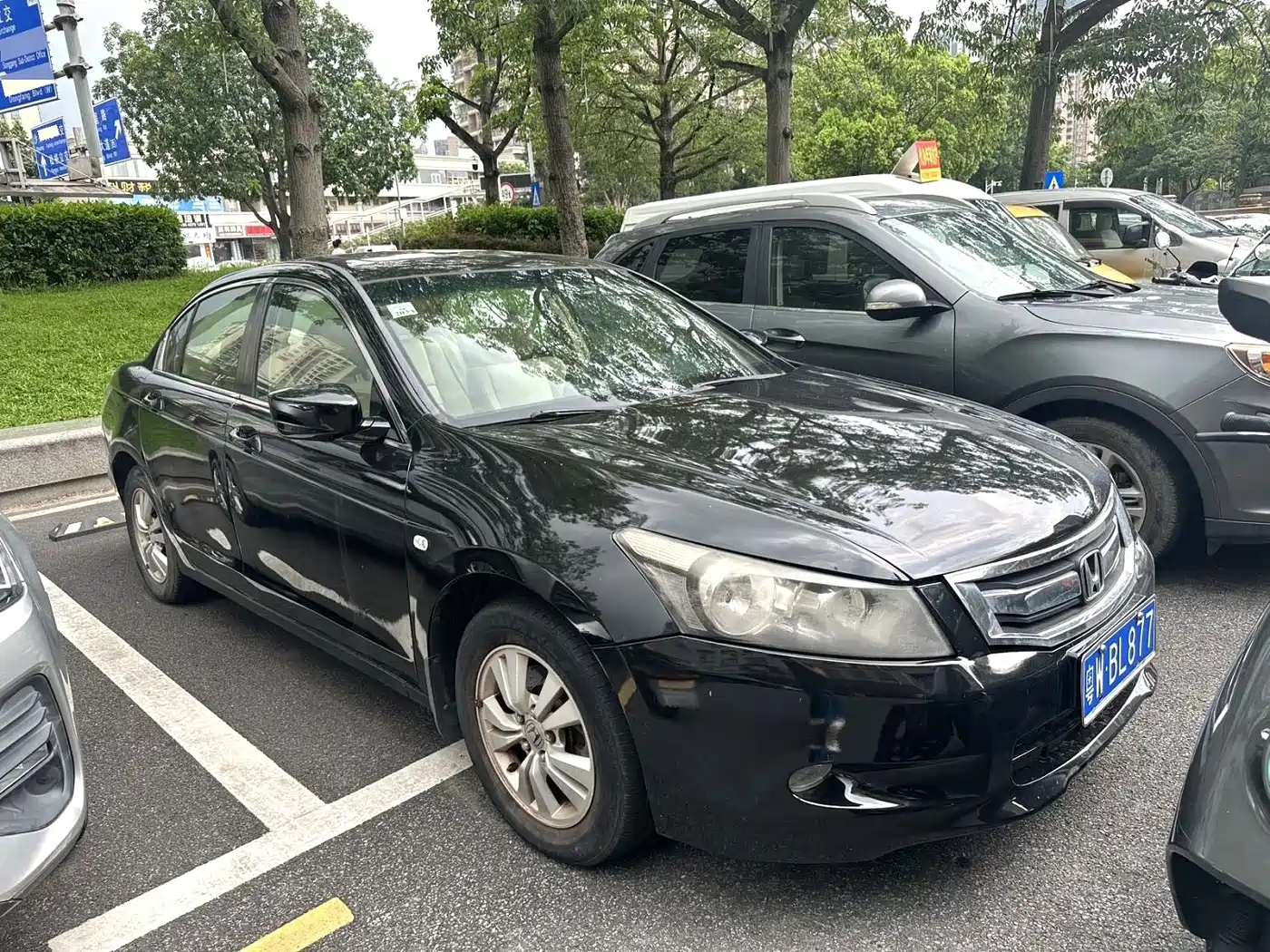 Фото 3 - Honda Accord