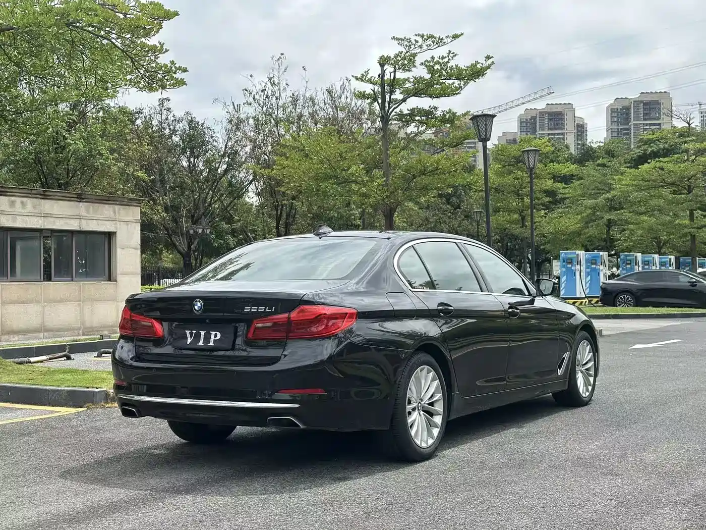 BMW 5 Series 2019 525Li Luxury Package фото 9