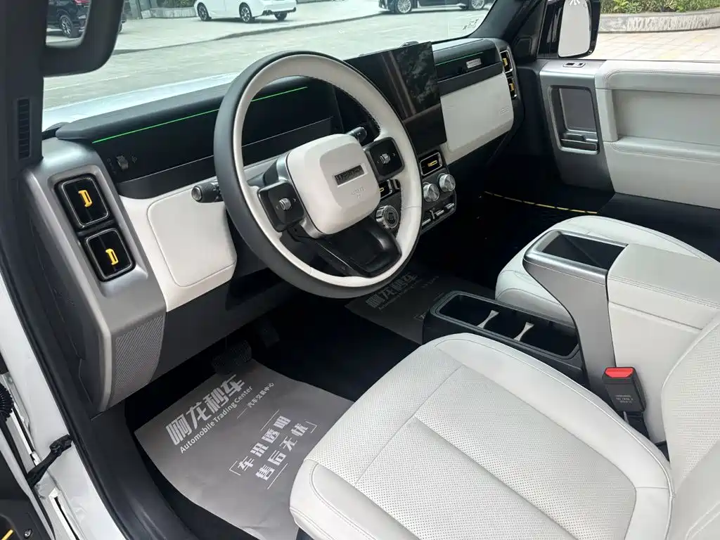 Фото 9 - iCAR V23