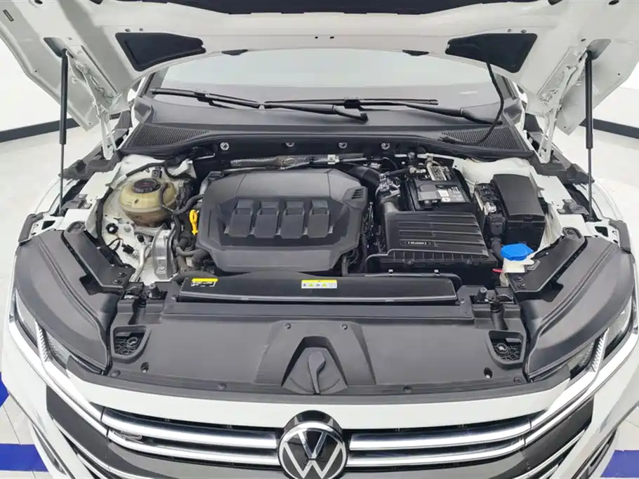 Volkswagen FAW-Volkswagen CC 2023 330TSI Dazzle Edition фото 10