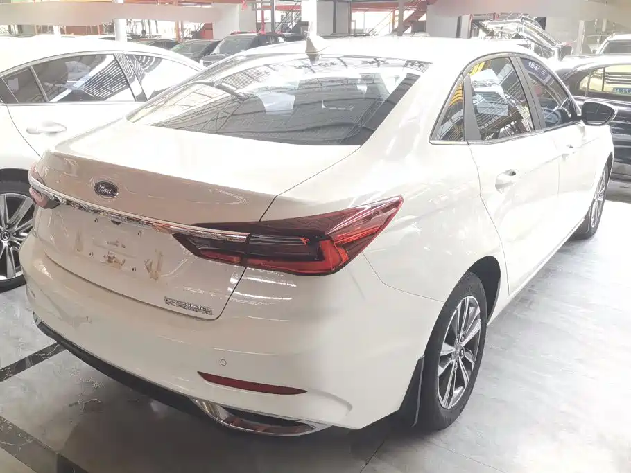 Ford Escort 2021 2021 1.5L Automatic Diamond Edition