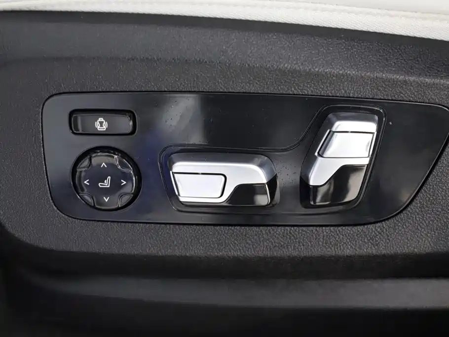 BMW XM 2023 2023 Model Base