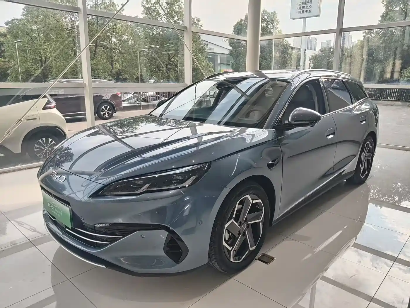 BYD Seal 06 DM-i Touring 2025