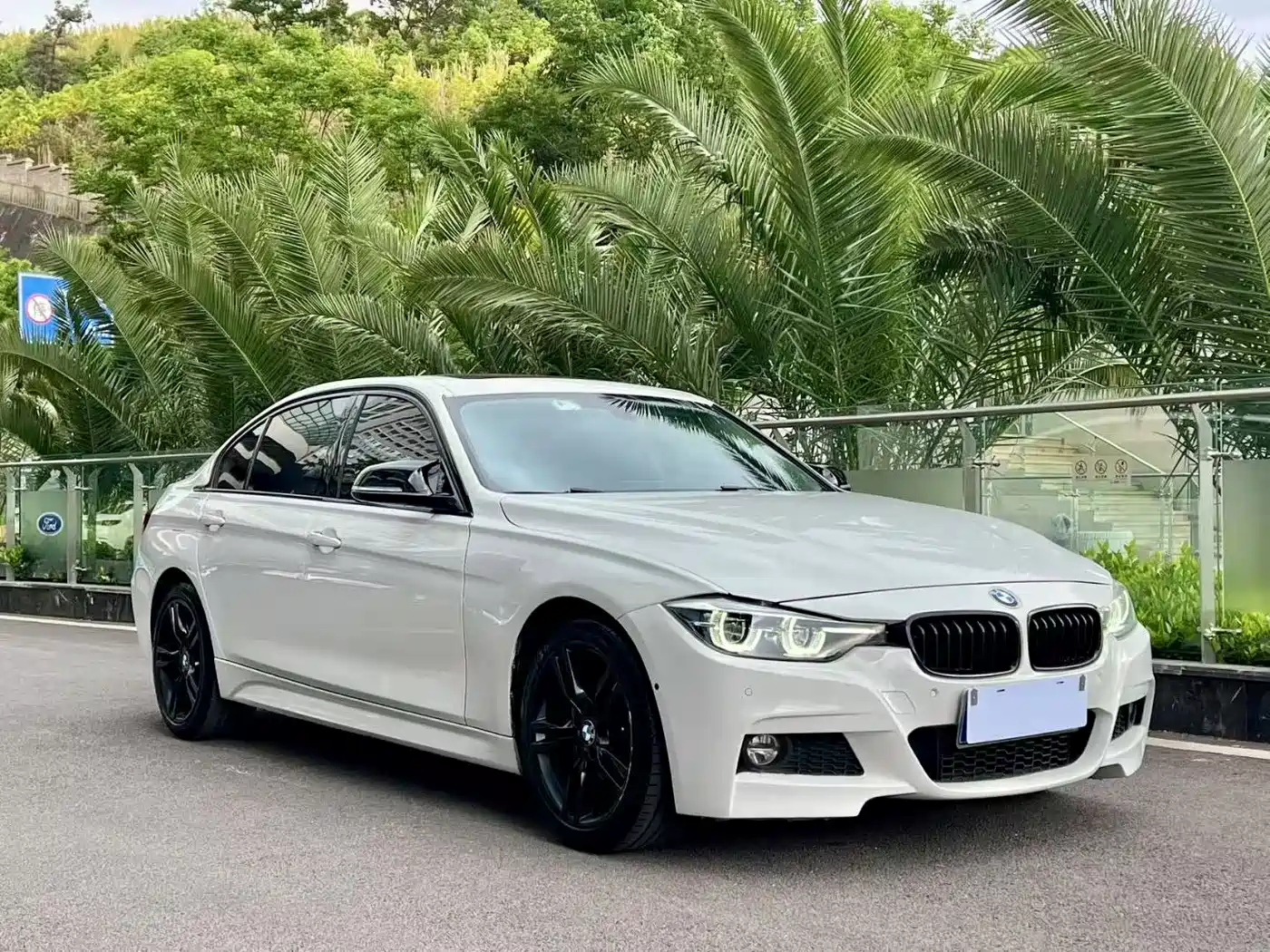 Фото 3 - BMW 3 Series