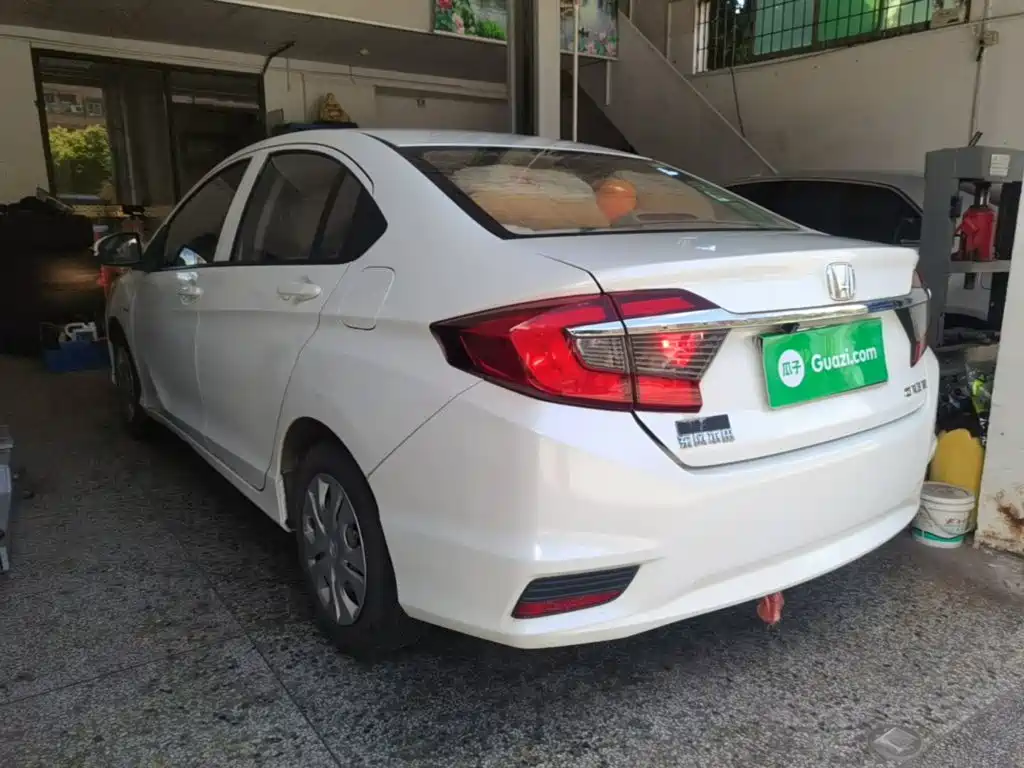Honda Greiz 2018 2016 1.5L CVT Classic Edition