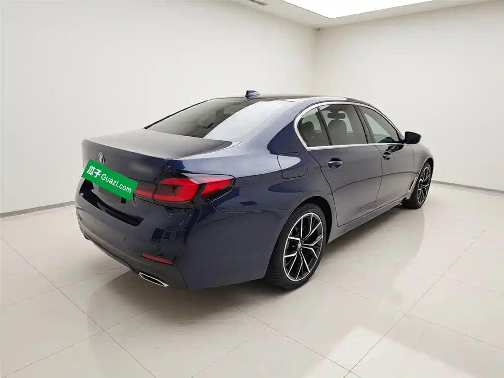 BMW 5 Series 2022 Model Third Facelift 530Li Premium M Sport Package фото 4