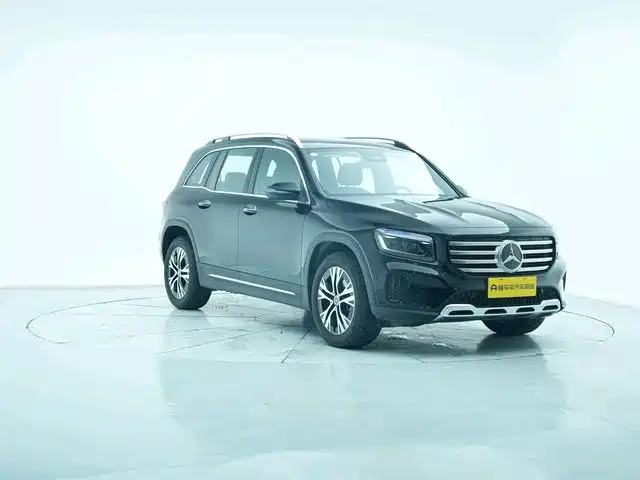 Mercedes-Benz GLB 2024 Facelift GLB 220 Dynamic фото 3