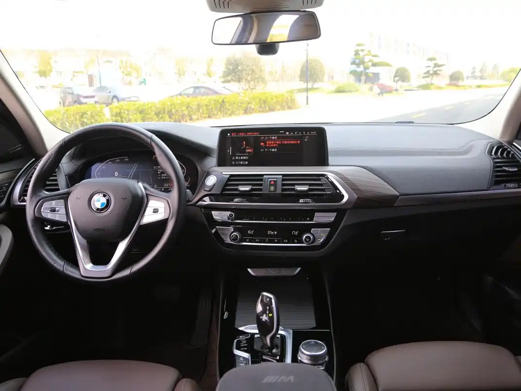 BMW X3 2020 xDrive28i Luxury Package фото 5