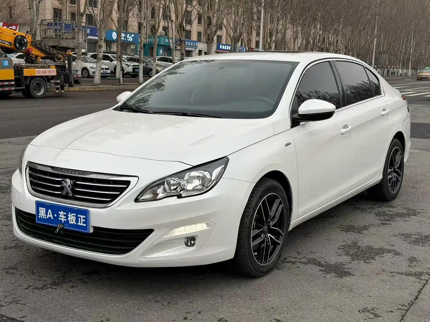 Peugeot 408 2018 350THP Automatic Luxury Edition фото 3