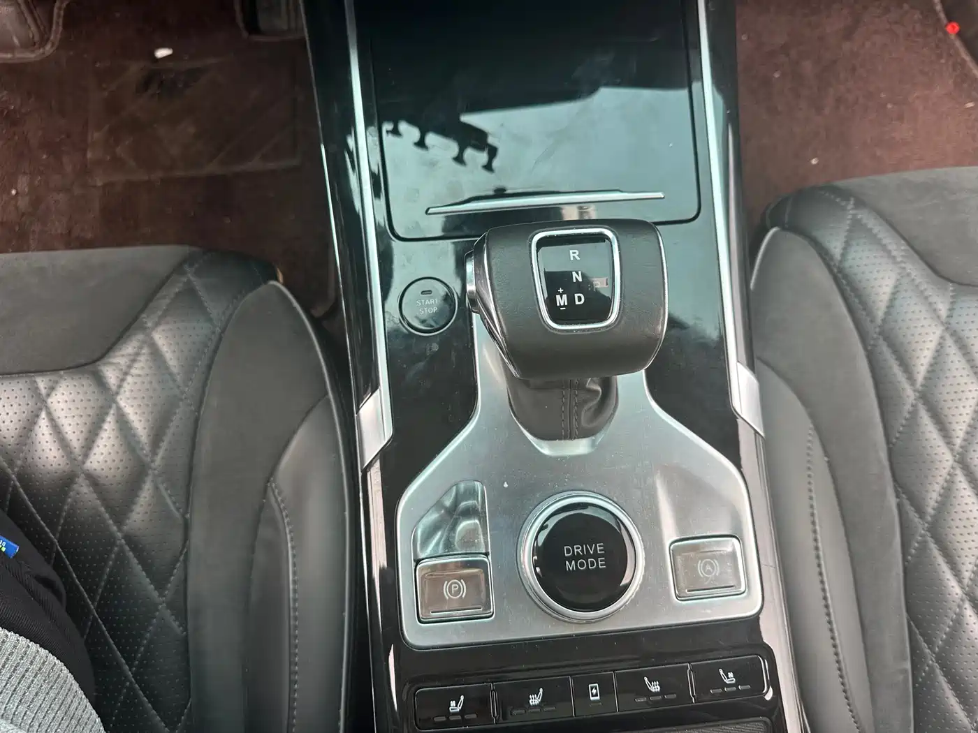 Hongqi HS5 2019 2.0T Smart Connect Enjoy 4WD Edition фото 12