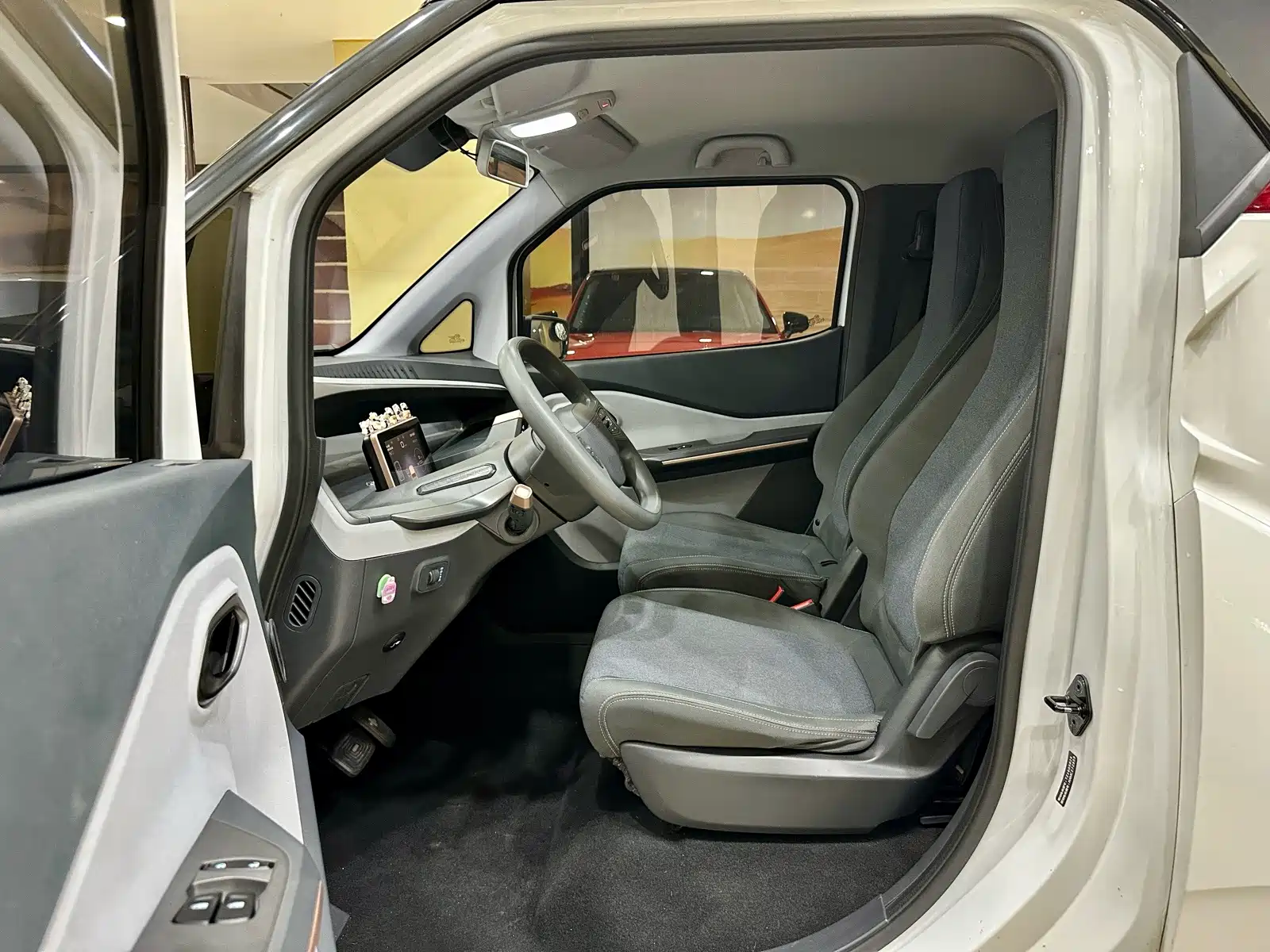 Photo 8 - Wuling Motors Wuling NanoEV