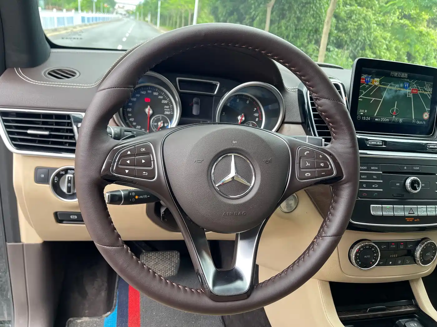 Mercedes-Benz GLE 2017 GLE 320 4MATIC Dynamic фото 22