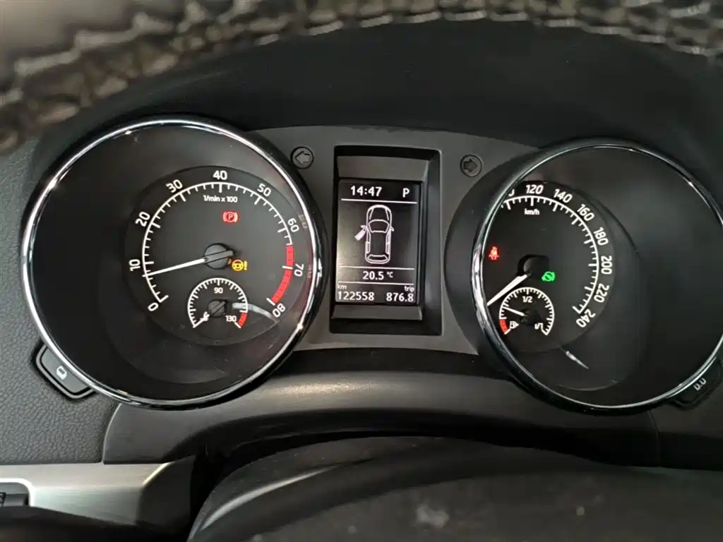 Škoda Yeti 2014 1.4TSI DSG Explorer фото 12