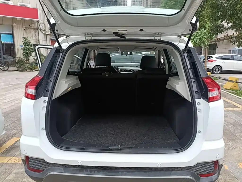 Haima S5 Youth Edition 2018 2018 1.6L Manual Luxury