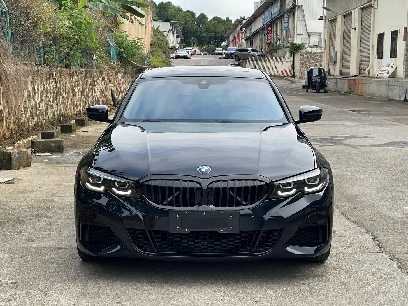 BMW 3-SERIES