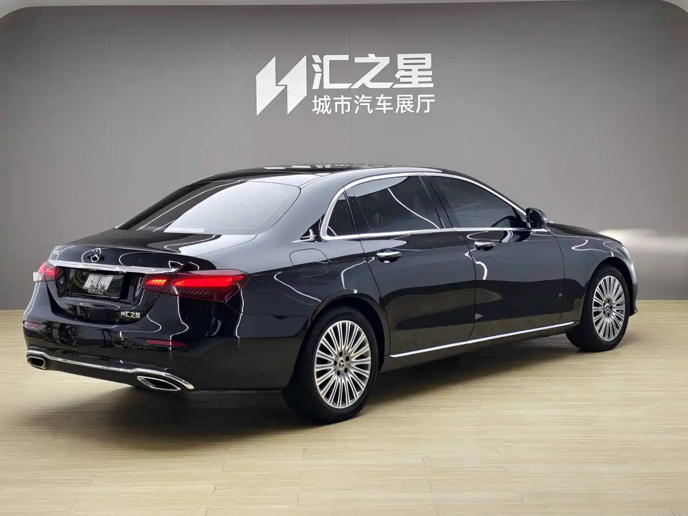 Mercedes-Benz E-Class 2023 Facelift E 300 L Luxury фото 2