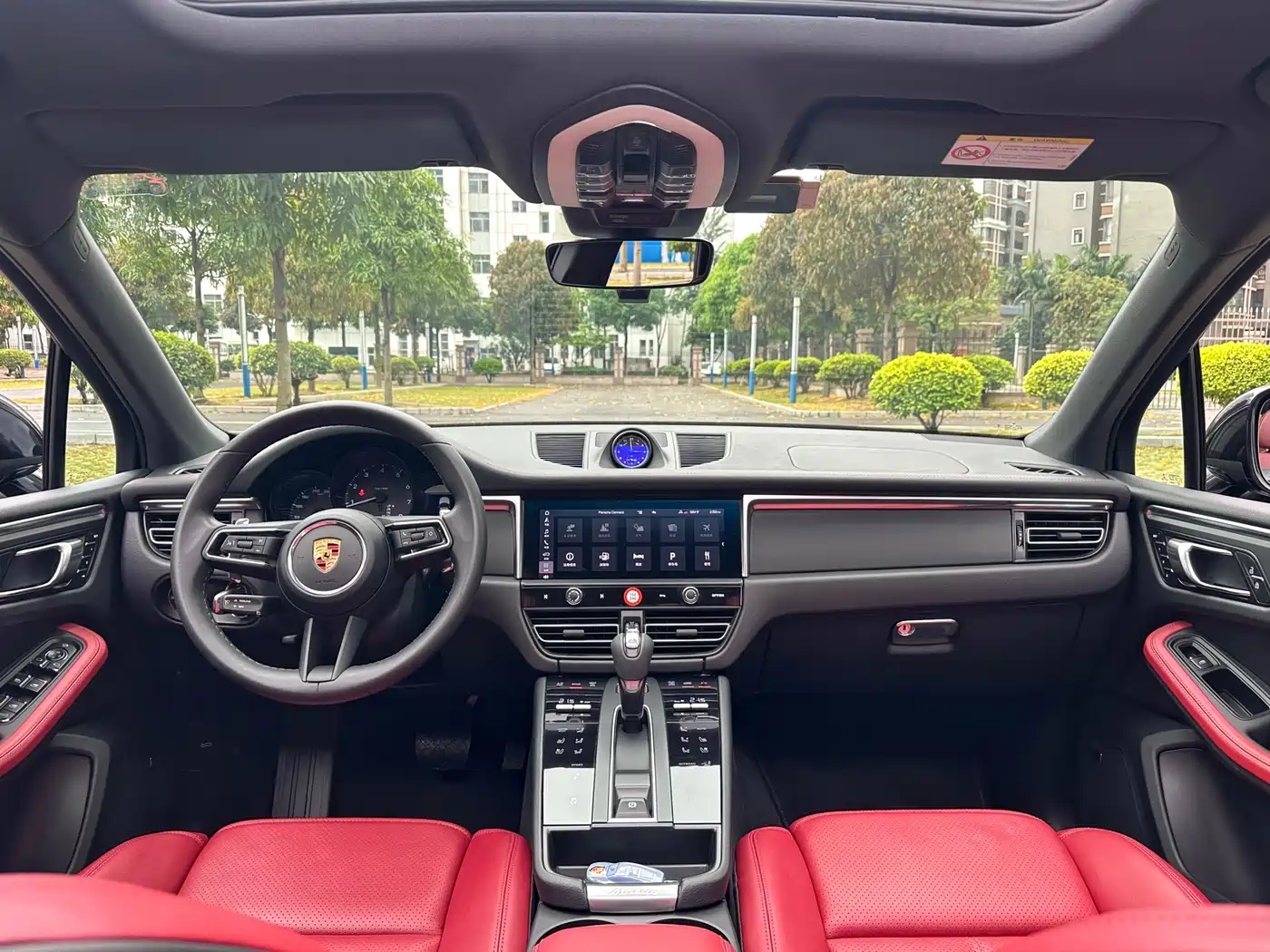 Porsche Macan 2023 Macan 2.0T фото 11