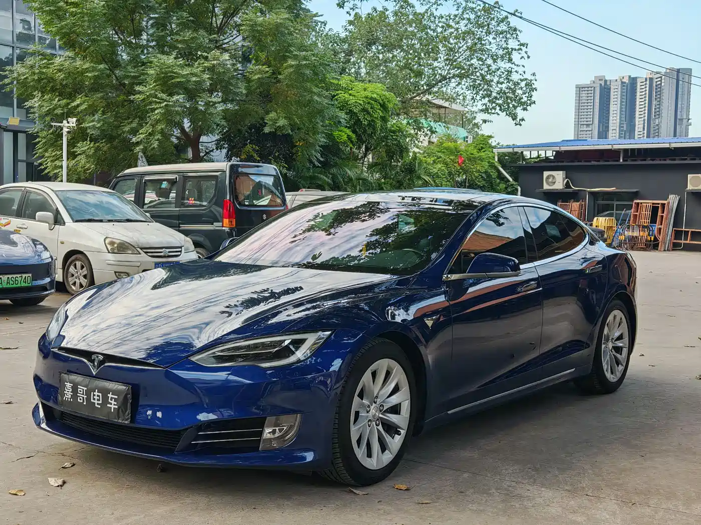 TESLA MODEL S