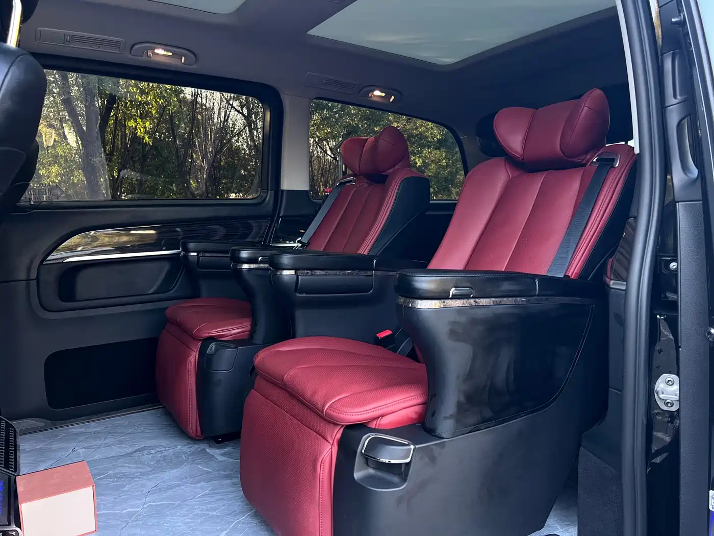 Mercedes-Benz V-Class 2018 V 260 Navigator Edition China VI фото 9