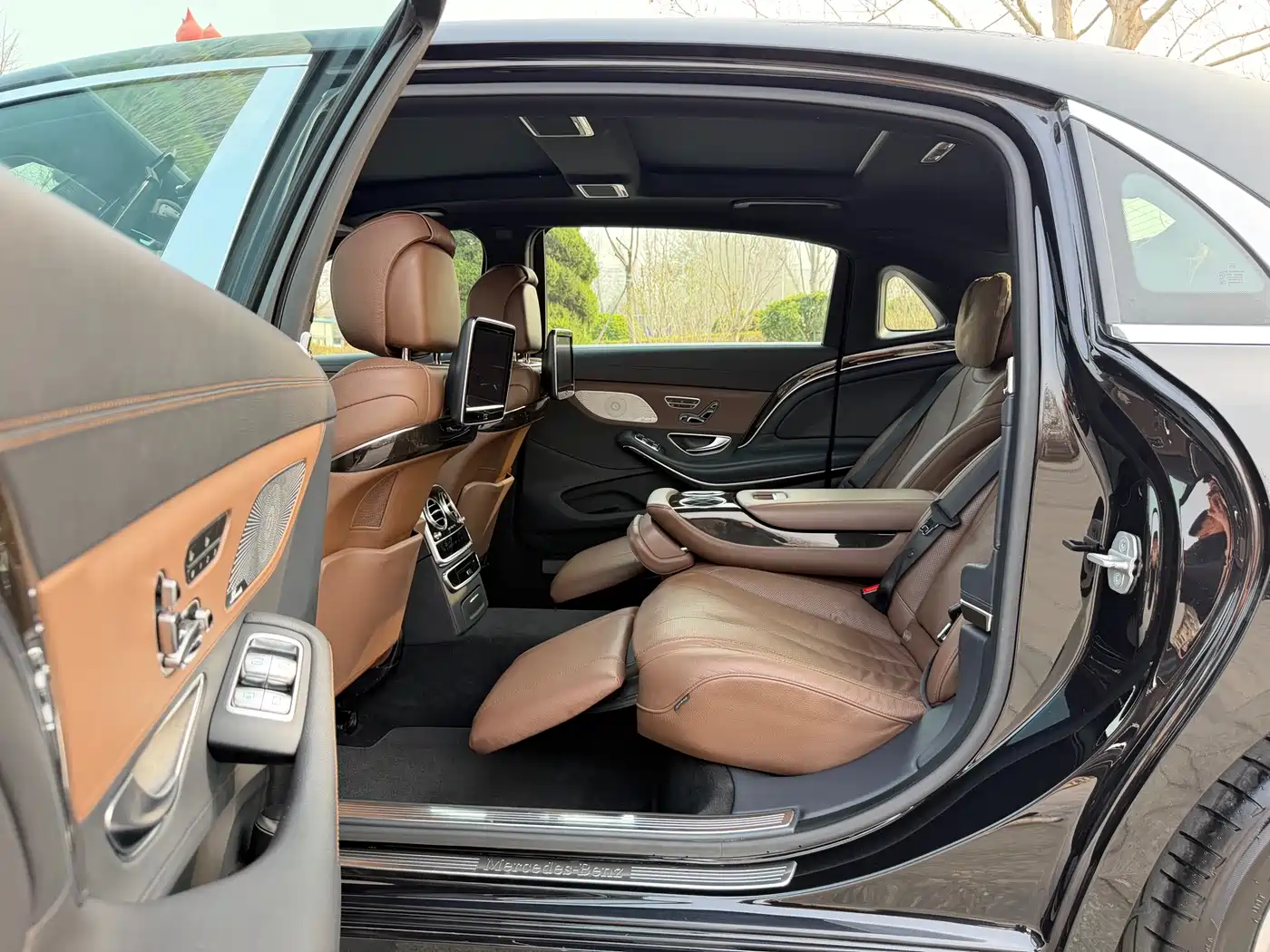 Mercedes-Benz Maybach S-Class 2015 S 400 4MATIC фото 12