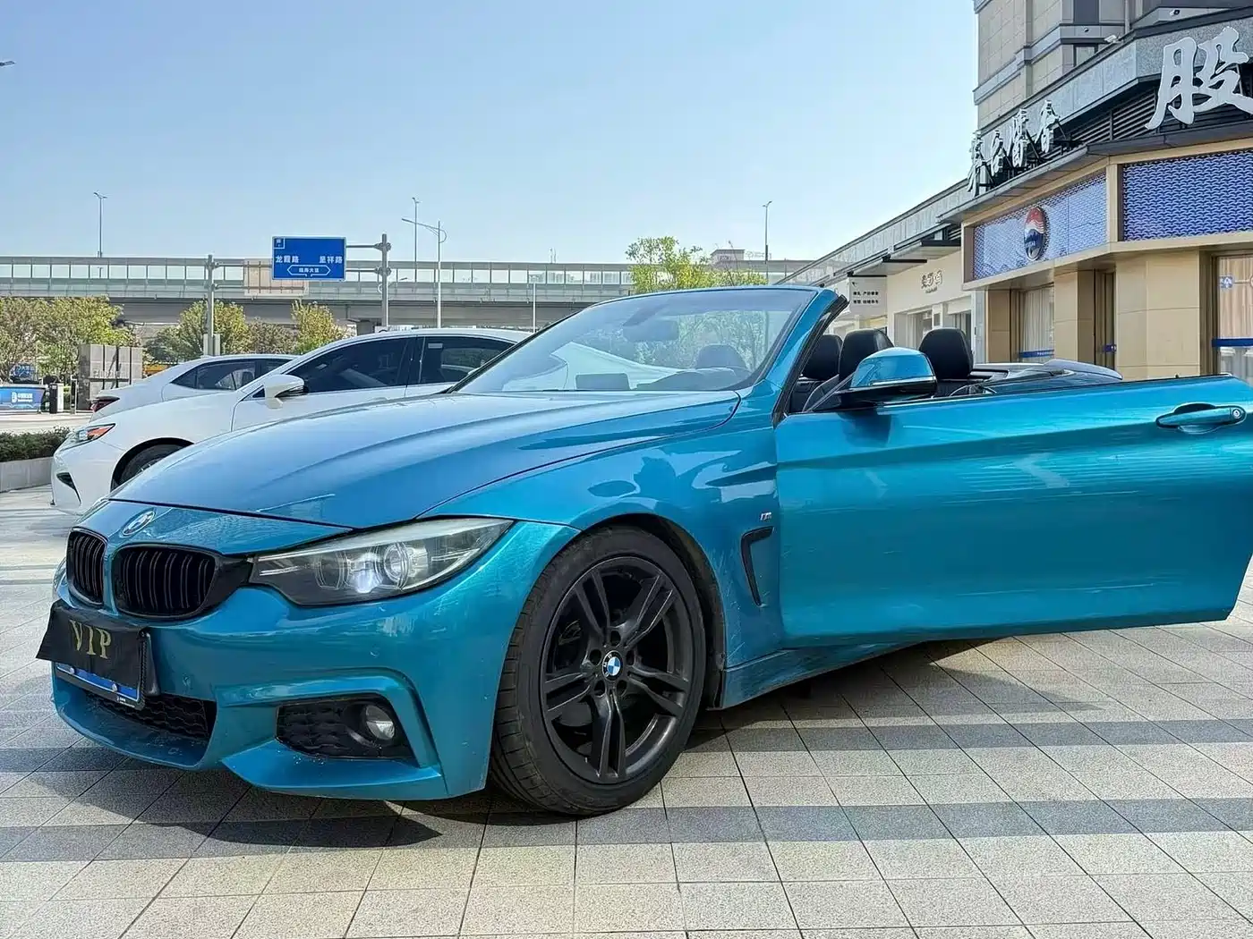 BMW 4 Series 2017 425i Convertible M Sport Package фото 9