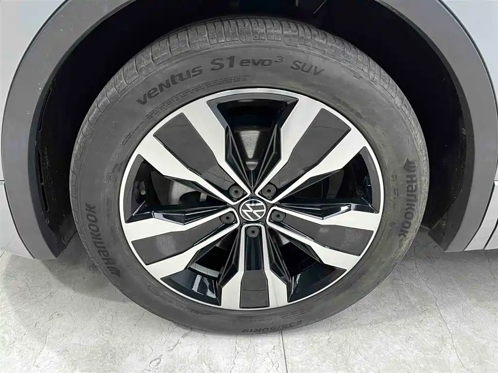Volkswagen Tiguan L 2022 380TSI Automatic 4WD R-Line Flagship 7-Seater фото 21