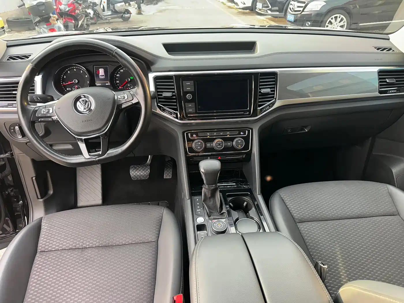 Volkswagen Teramont 2019 380TSI 4WD Comfort China VI фото 8