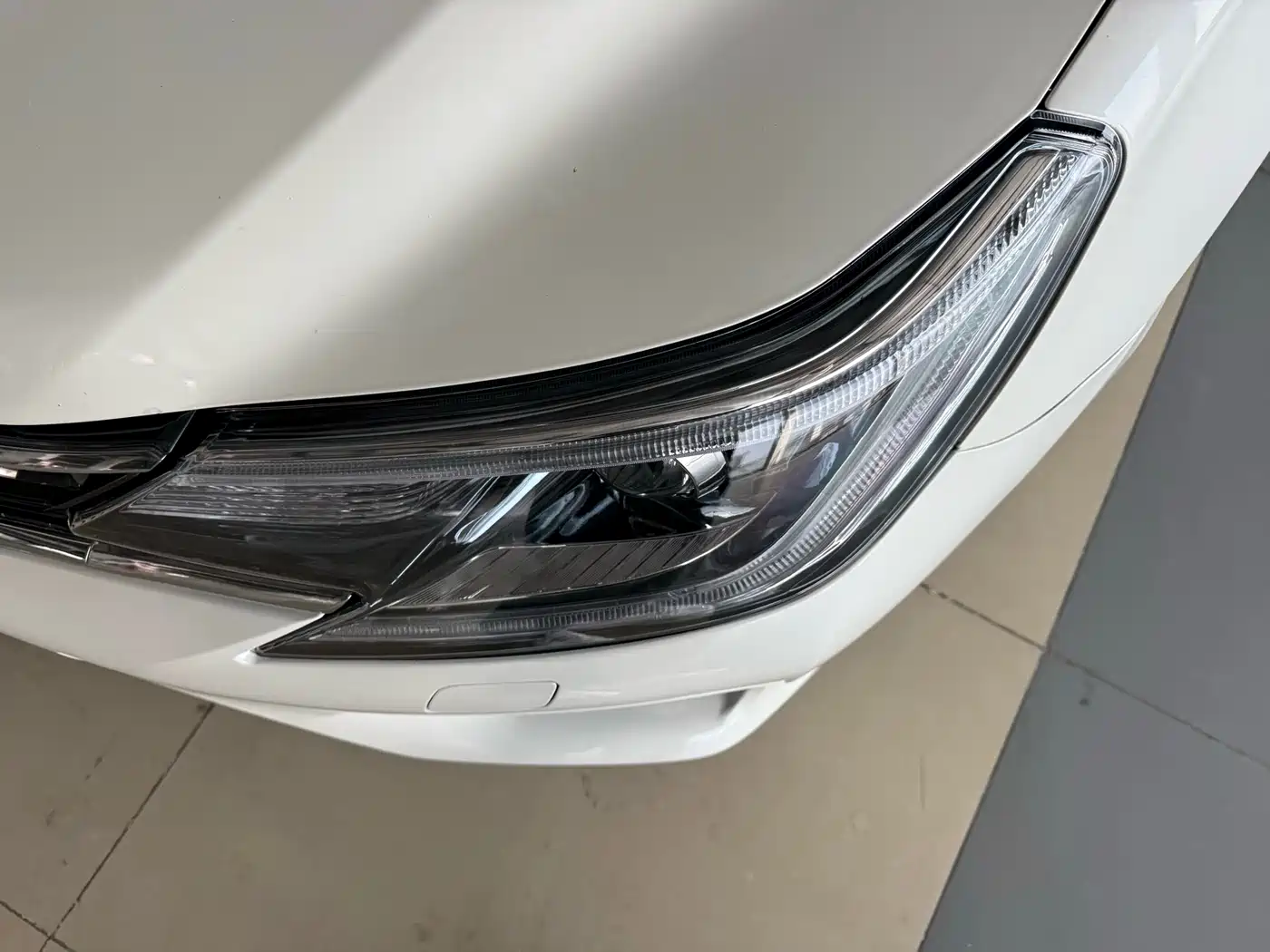 Toyota Reiz 2013 2.5V Premium Edition фото 14