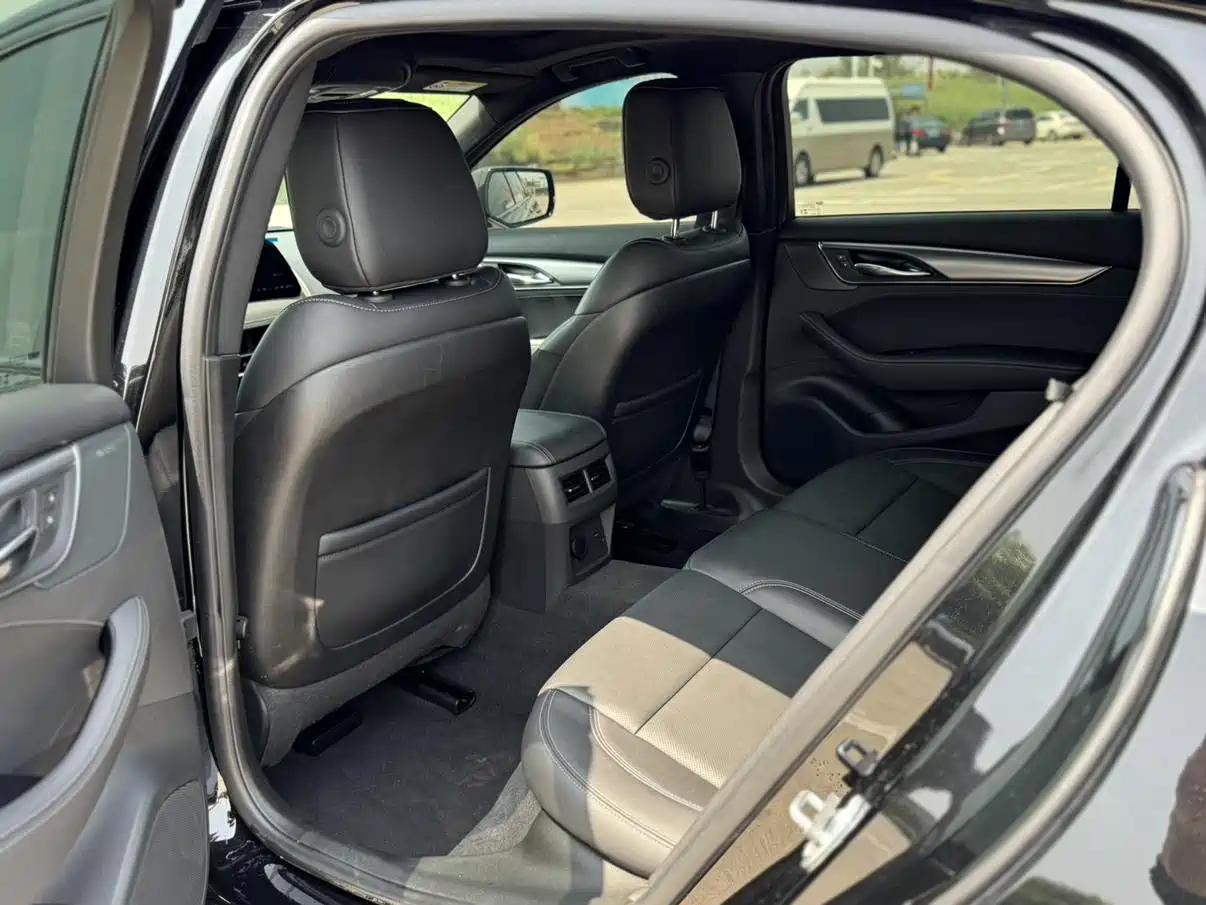 Cadillac CT5 2024 28T Luxury Model Pro фото 6